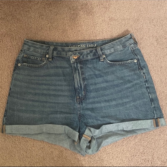 American Eagle High Waist Shorts - Picture 2 of 3